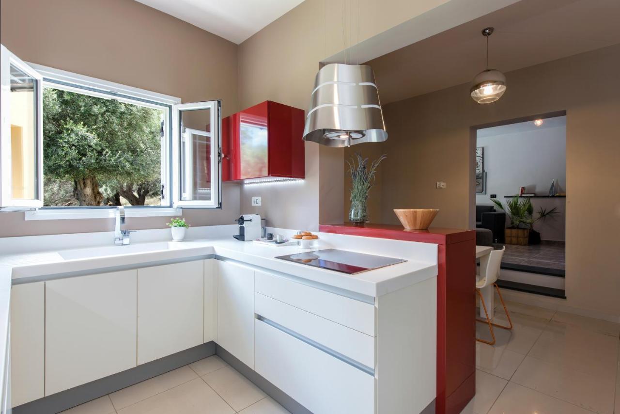 Terra Rossa By Konnect, Views To Ionian Sea Villa Spartylas ภายนอก รูปภาพ