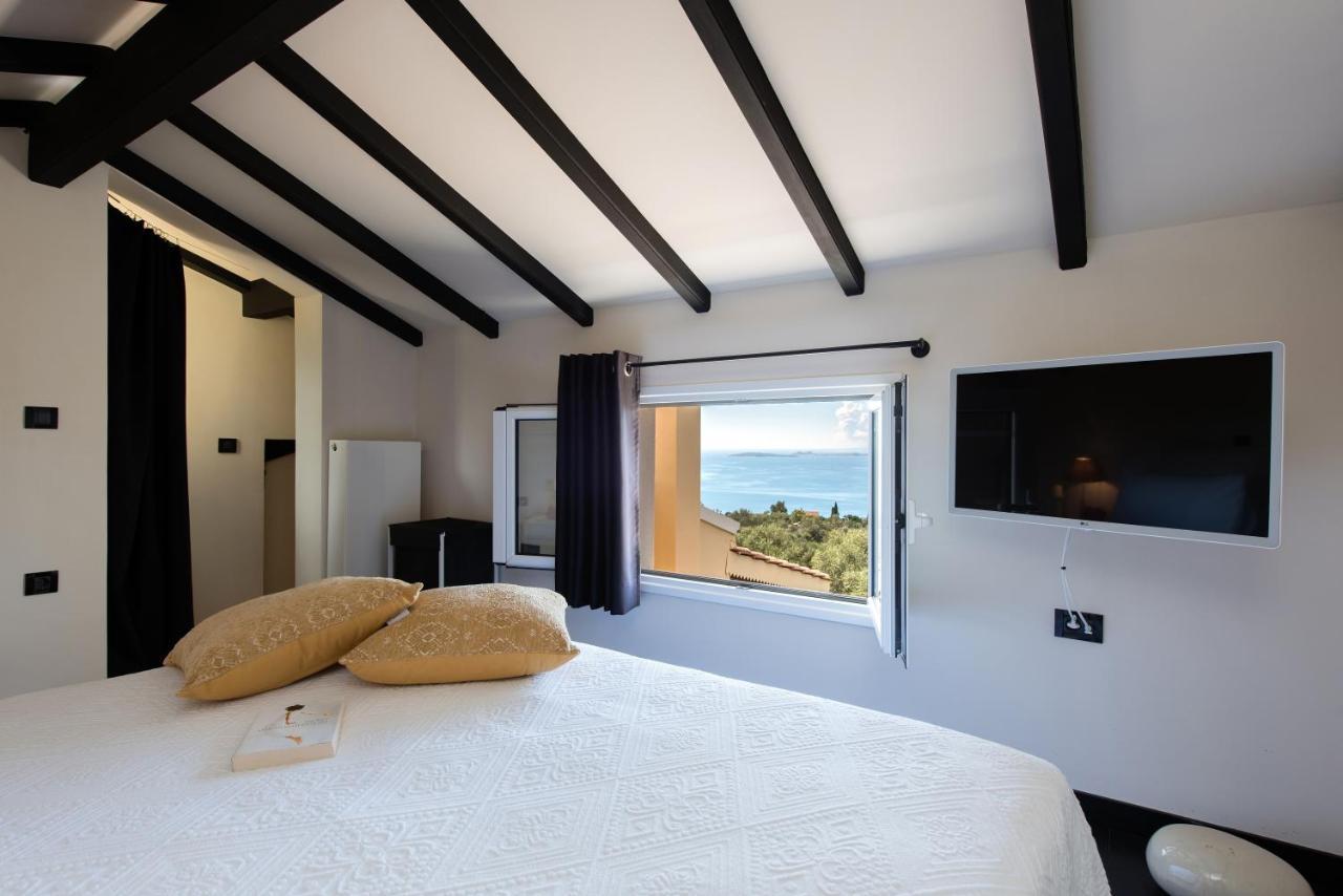 Terra Rossa By Konnect, Views To Ionian Sea Villa Spartylas ภายนอก รูปภาพ