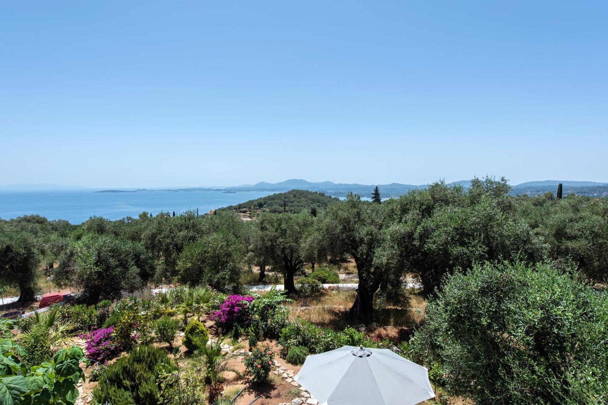 Terra Rossa By Konnect, Views To Ionian Sea Villa Spartylas ภายนอก รูปภาพ