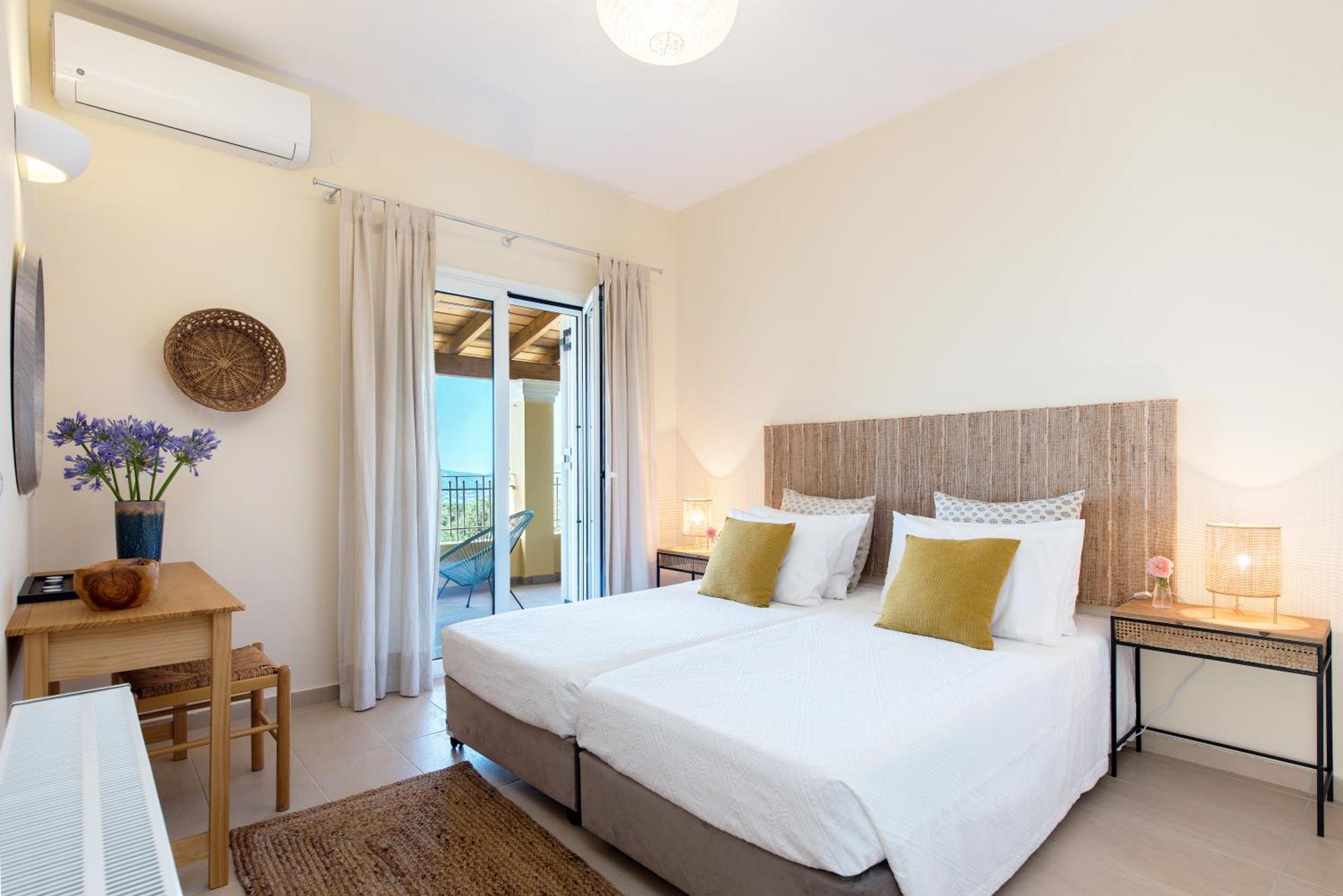 Terra Rossa By Konnect, Views To Ionian Sea Villa Spartylas ภายนอก รูปภาพ